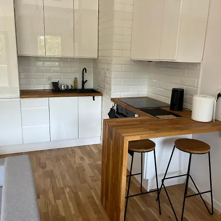 Modern Studio 1.6km From Main Train Station Apartament *